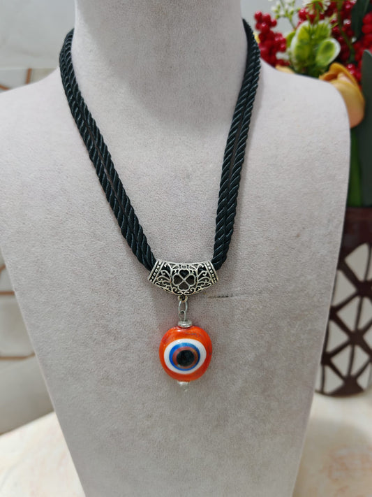 El yapımı kırmızı cam nazar boncuklu kolye İncihills