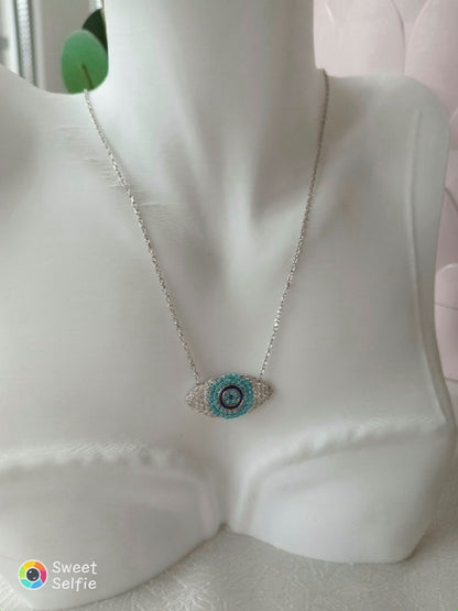 Gözlü Kalp Uçlu Gümüş Kolye