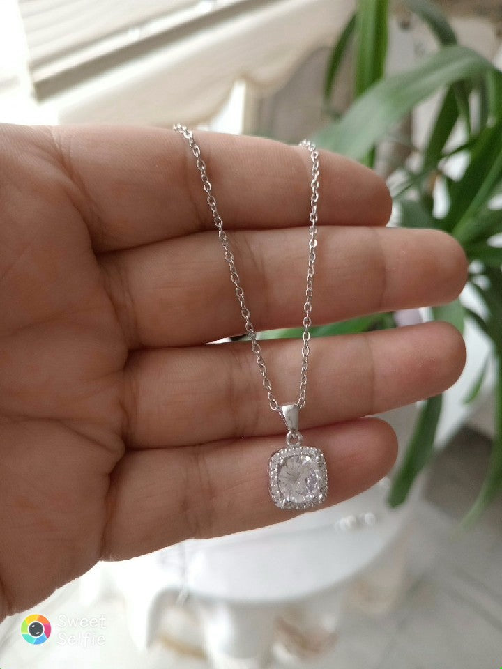 Baget Taşlı Gümüş Kolye