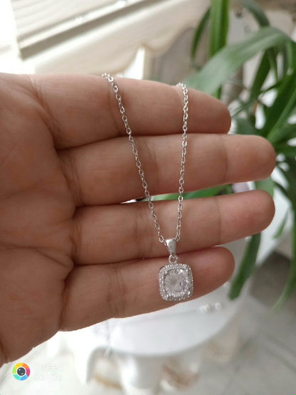 Baget Taşlı Gümüş Kolye